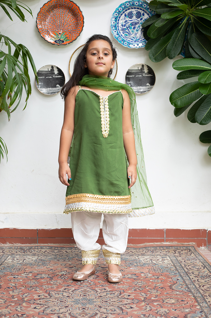 kids dress pakistani-shkk-479