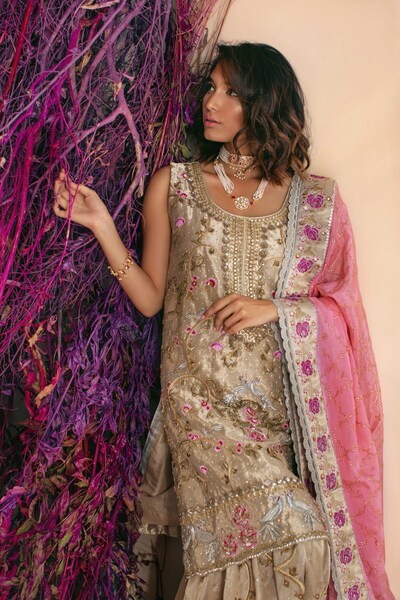 pakistani wedding clothes online in UK-shk-1021