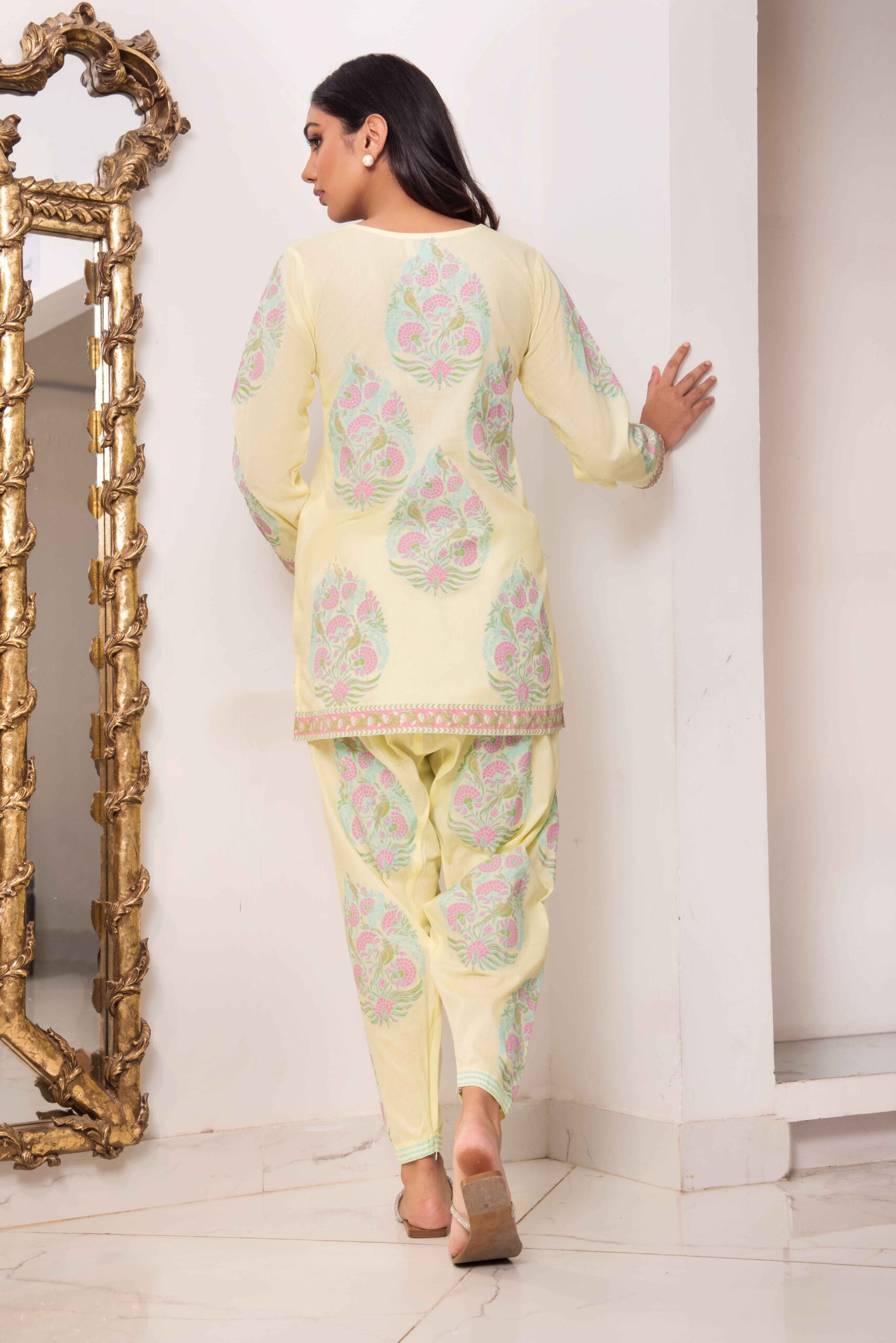 SHK 1123 Top Pakistani Clothing Brands Online