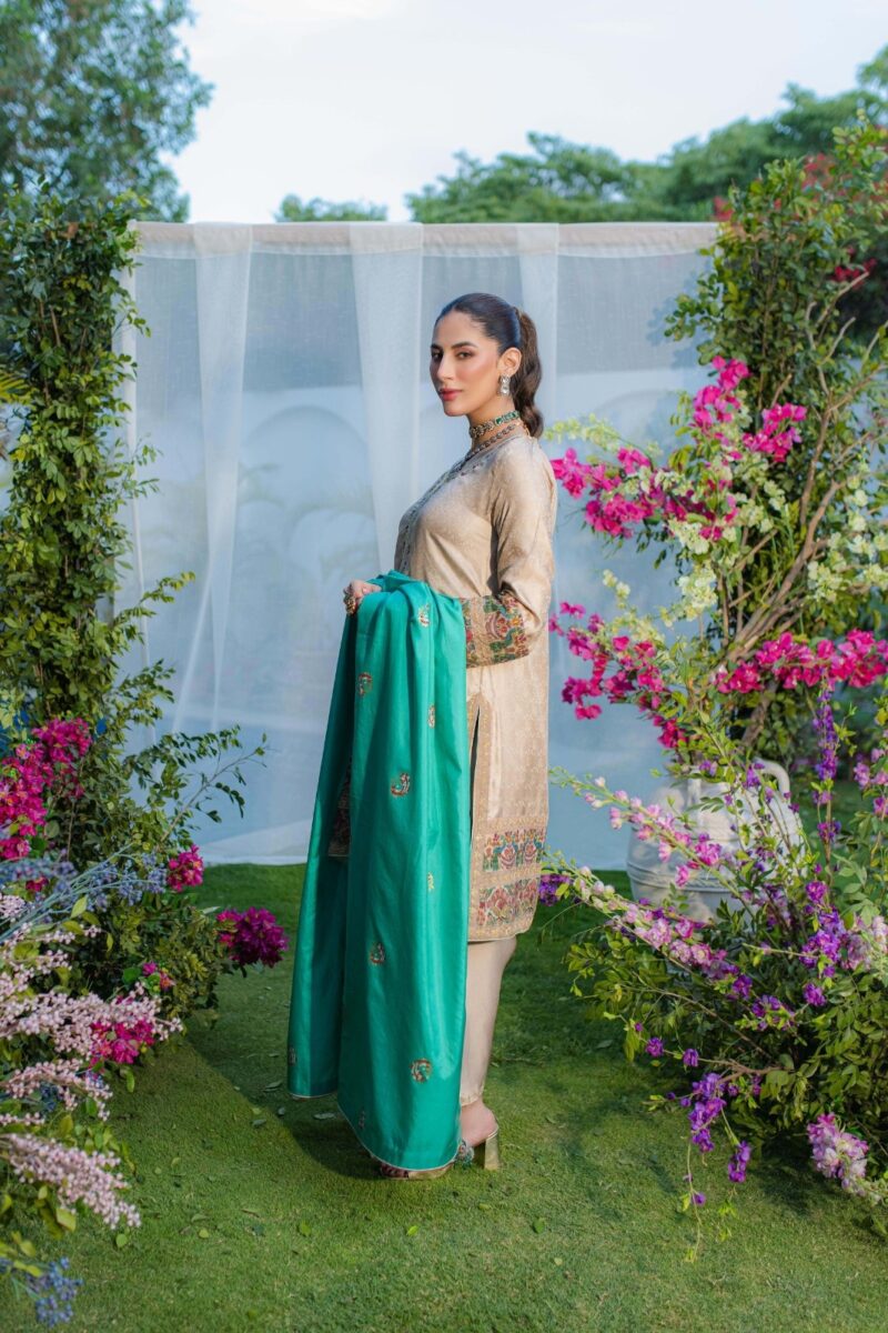 Buy Pakistani Designer Eid Collection - SHK-1269
