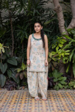 Where to buy kids dresses in Pakistan