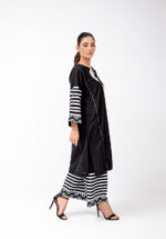 0V0A9720-2 black embroidered shirt with azaar