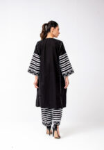 0V0A9724-2 black embroidered shirt with azaar