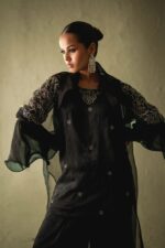 DSC09853 Pakistani Designer Cape Suit