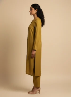 minimalist winter suit Pakistan