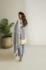 DSC07181 copy light blue off-white kurta set