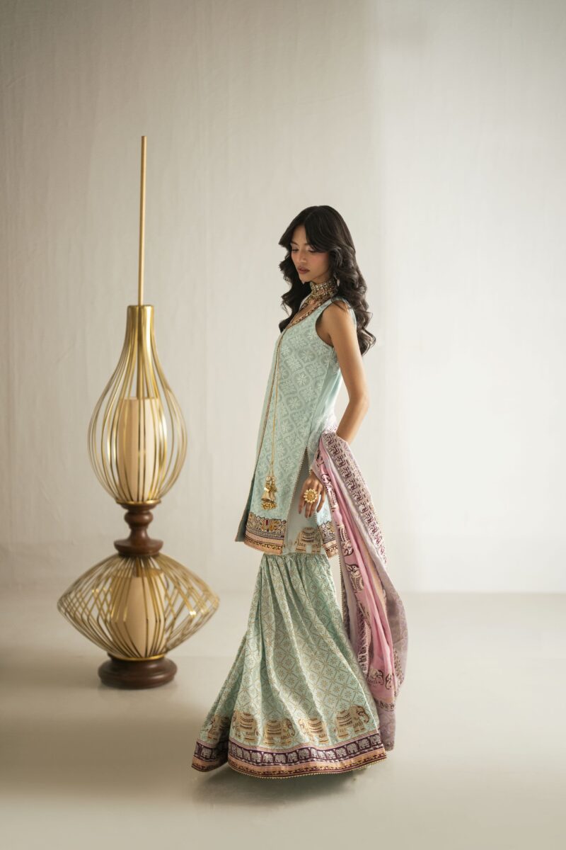 ferozi gharara set