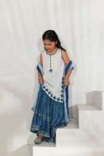8D1A7502 children clothes online pakistan
