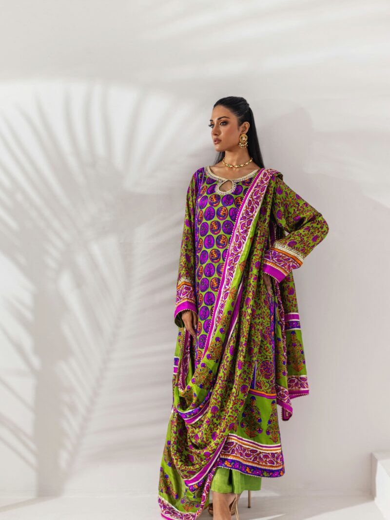 Chartreuse & Magenta Vibrant Printed Drape Set